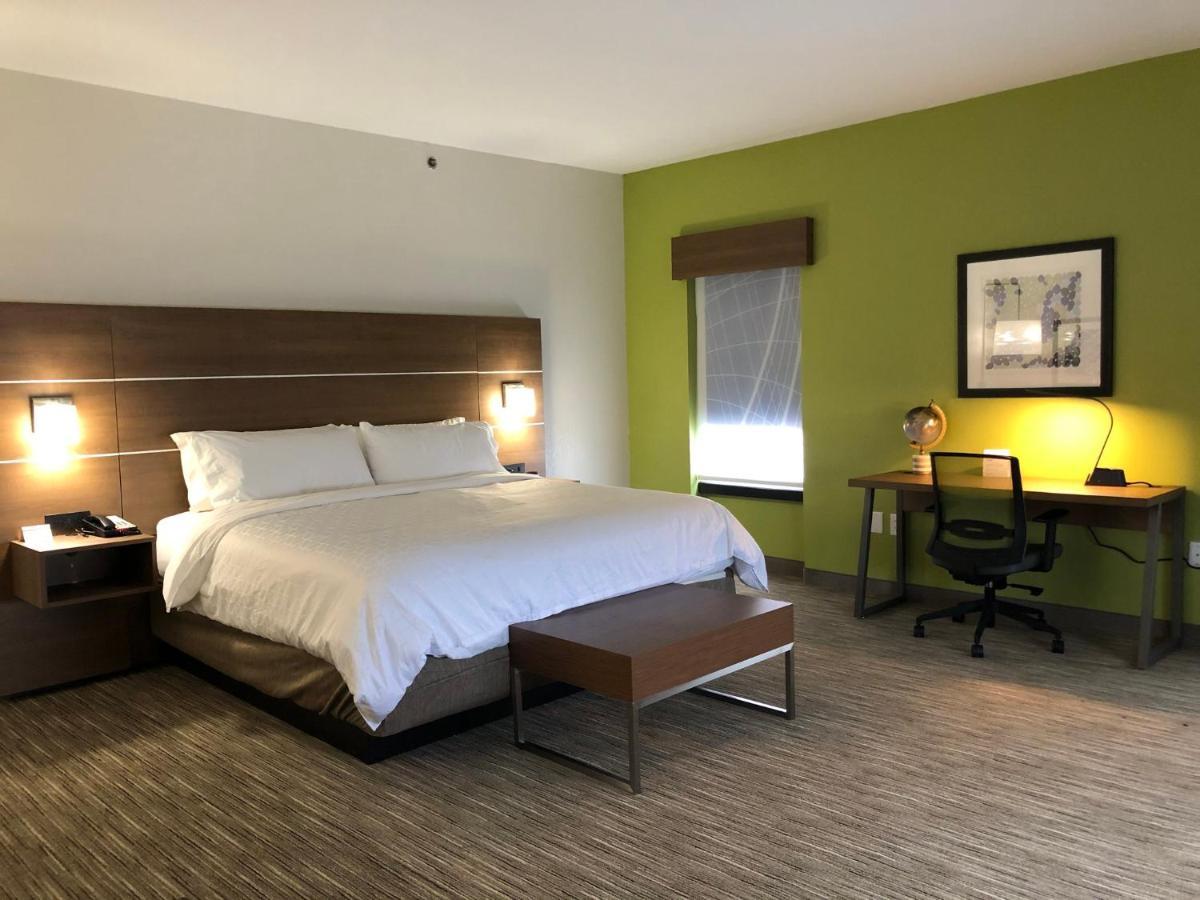 Holiday Inn Express Hotel & Suites Franklin By Ihg Exterior photo